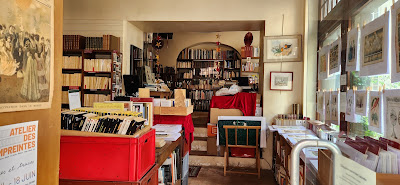 Librairie ancienne Lacoste. Livres anciens et modernes, gravures à Chinon