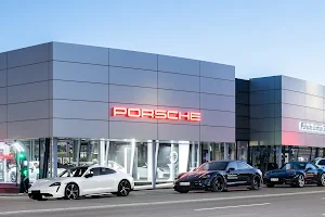 Porsche Centre Schwarzwald-Baar image