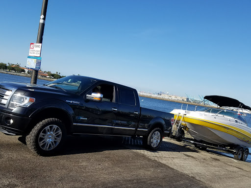 Auto Repair Shop «South Bay Collision Center», reviews and photos, 5001 W Rosecrans Ave, Hawthorne, CA 90250, USA