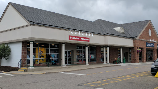 Clothing Store «Under Armour Factory House», reviews and photos, 549 S Chillicothe Rd #0355, Aurora, OH 44202, USA