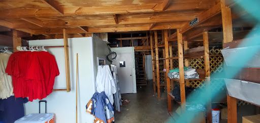 Sporting Goods Store «Allen Sports Center», reviews and photos, 6585 Seminole Blvd, Seminole, FL 33772, USA