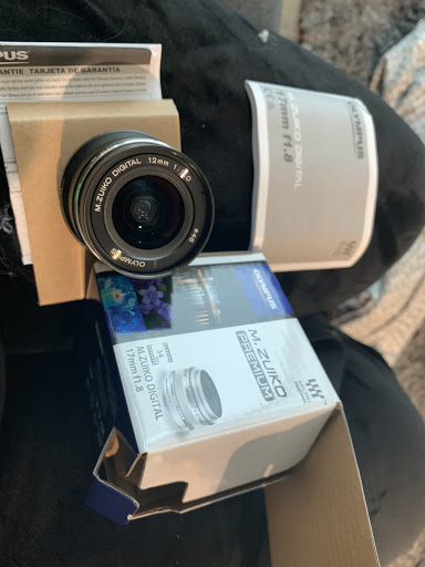 Camera Store «Roberts Camera», reviews and photos, 220 E St Clair St, Indianapolis, IN 46204, USA