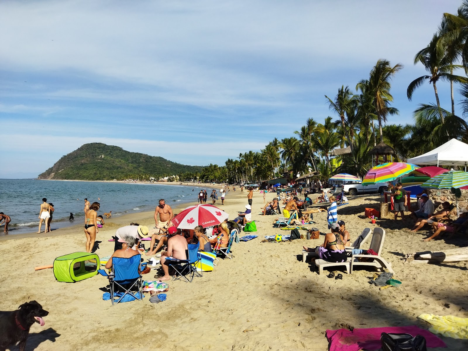 Lo de Marcos beach'in fotoğrafı uçurumlarla desteklenmiş