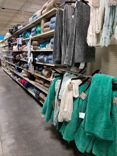 Home Goods Store «At Home», reviews and photos, 5000 Mt Zion Pkwy, Stockbridge, GA 30281, USA