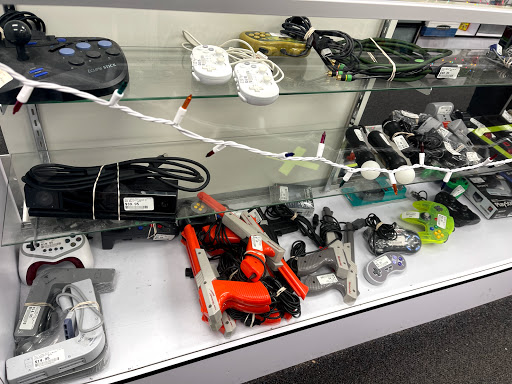 Video Game Store «Retro Games Plus», reviews and photos, 2453 Berlin Turnpike, Newington, CT 06111, USA