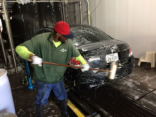 Brentwood Auto Wash en Brentwood