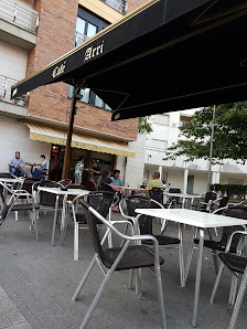 Café Arri. Gastro & Bar Bidebieta Plaza, 2, 20120 Hernani, Gipuzkoa, España