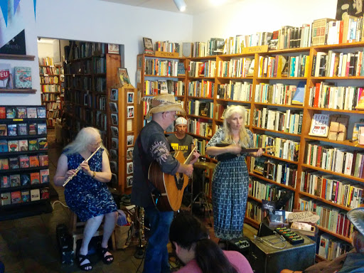 Book Store «Adobe Books & Arts Cooperative», reviews and photos, 3130 24th St, San Francisco, CA 94110, USA