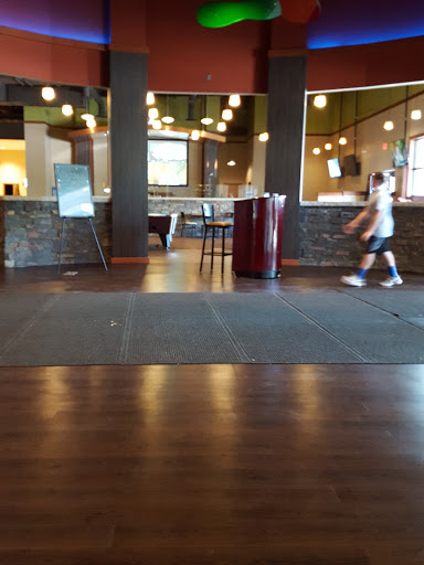 Bowling Alley «alley V», reviews and photos, 3375 Oak View Dr, Omaha, NE 68144, USA