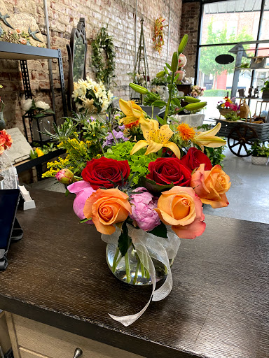 Florist «The Rosebud Flowers», reviews and photos, 501 Main St, Beech Grove, IN 46107, USA