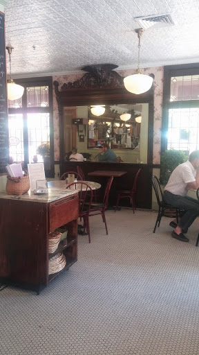 Restaurant «Old World Cafe & Ice Cream», reviews and photos, 1 W Market St, Corning, NY 14830, USA