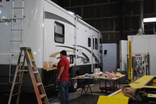 Auto Body Shop «Salem Autobody & Paintworks Inc», reviews and photos, 3451 25th St SE, Salem, OR 97302, USA