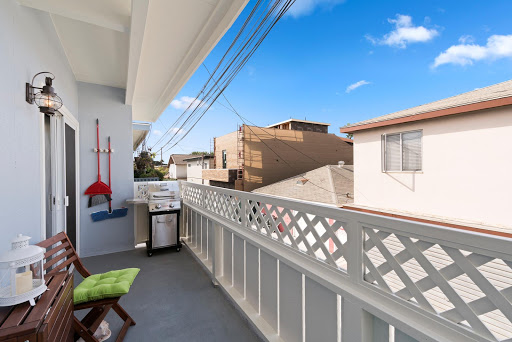 Beachview Realty image