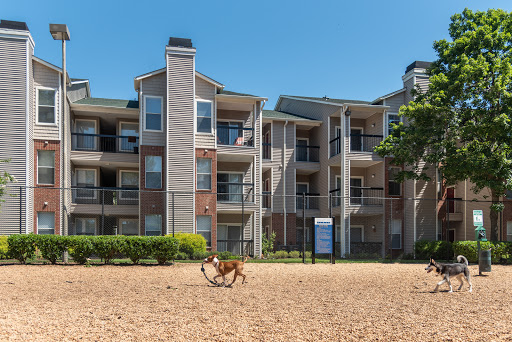 Furnished apartment building Hampton