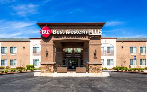 Best Western Plus Twin View Inn & Suites image