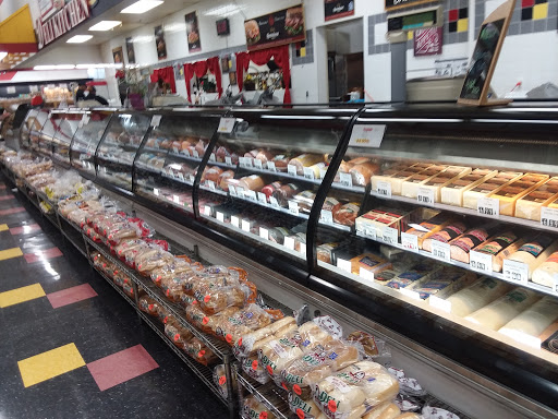 Supermarket «Shoppers Market II», reviews and photos, 14350 E 9 Mile Rd, Warren, MI 48089, USA