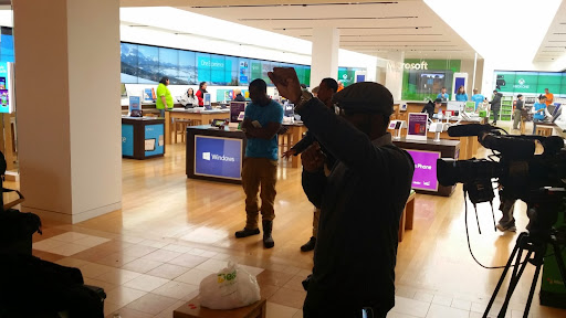 Electronics Store «Microsoft Store - The Westchester», reviews and photos, 125 Westchester Ave, White Plains, NY 10601, USA
