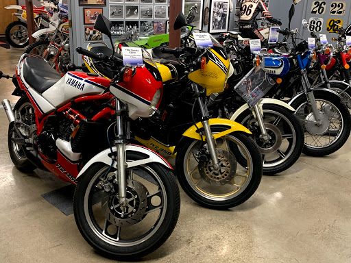 Yamaha Motorcycle Dealer «Triumph Yamaha of Warren», reviews and photos, 4867 Mahoning Ave, Warren, OH 44483, USA