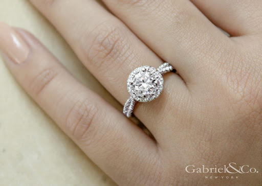 Jewelry Store «Orloff Jewelers», reviews and photos, 770 W Shaw Ave #101, Fresno, CA 93704, USA