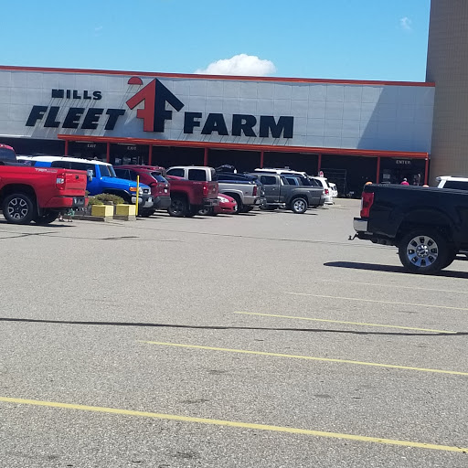 Department Store «Mills Fleet Farm», reviews and photos, 8400 Lakeland Ave N, Brooklyn Park, MN 55445, USA
