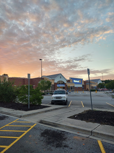 Department Store «Walmart Supercenter», reviews and photos, 260 Donald E Thurmond Pkwy, Cleveland, GA 30528, USA