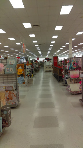 T.J. Maxx and HomeGoods, 9344 WI-16, Onalaska, WI 54650, USA, 