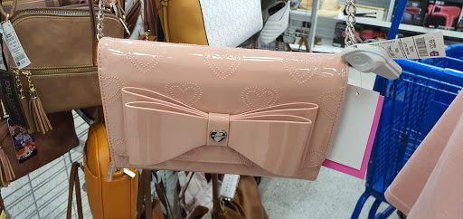 Clothing Store «Ross Dress for Less», reviews and photos, 8540 Fourwinds Dr, Windcrest, TX 78239, USA