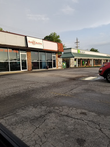 Retro Active Smoke Shop, 366 Mid Rivers Mall Dr, St Peters, MO 63376, USA, 