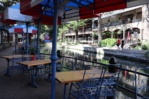 Chocolate Shop «Rocky Mountain Chocolate», reviews and photos, 522 River Walk St, San Antonio, TX 78205, USA