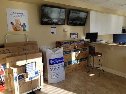 Self-Storage Facility «Life Storage», reviews and photos, 475 Celebration Pl, Celebration, FL 34747, USA