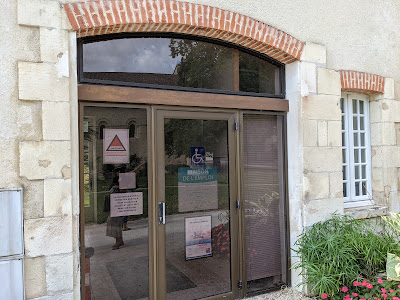 M.D.E. (Maison de l’Emploi) Sugères à Surgères