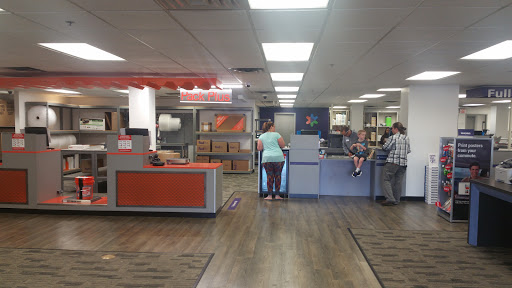 Print Shop «FedEx Office Print & Ship Center», reviews and photos, 440 Ernest W Barrett Pkwy NW #68, Kennesaw, GA 30144, USA