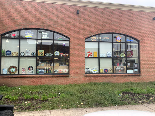 Liquor Store «Midtown Corkdorks Wine Spirits Beer», reviews and photos, 1610 Church St, Nashville, TN 37203, USA