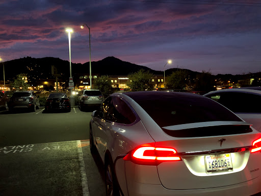 Shopping Mall «The Village at Corte Madera», reviews and photos, 1618 Redwood Hwy, Corte Madera, CA 94925, USA