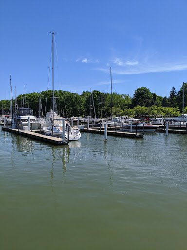 Mentor Harbor Yachting Club image 4