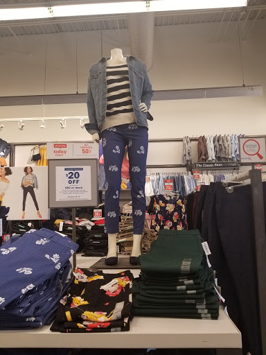 Clothing Store «Old Navy», reviews and photos, 1250 S Washington St, North Attleborough, MA 02760, USA