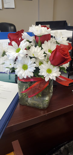 Florist «Plainfield Florist», reviews and photos, 1017 E Main St, Plainfield, IN 46168, USA