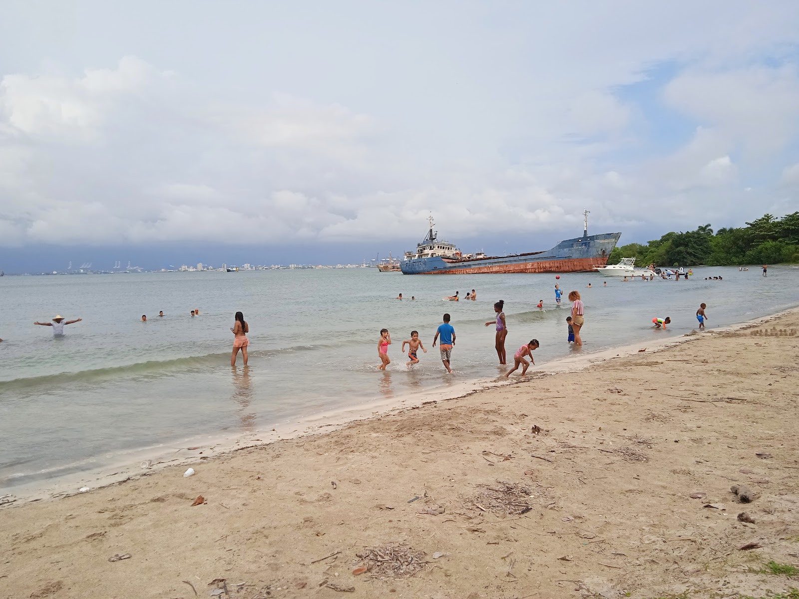 Fort Sherman Beach photo #8