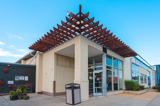 Liquor Store «Circus Wines Beer & Spirits», reviews and photos, 56 Newman Springs Rd, Red Bank, NJ 07701, USA