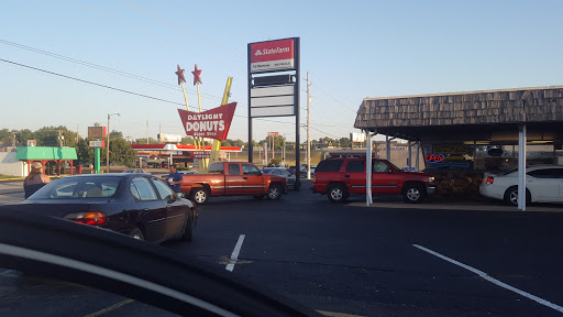 Donut Shop «Daylight Donuts Supershop», reviews and photos, 3121 S Yale Ave, Tulsa, OK 74135, USA
