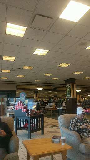 Book Store «Barnes & Noble», reviews and photos, 710 County Hwy 10, Blaine, MN 55434, USA