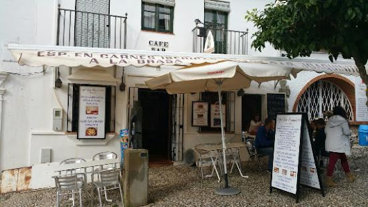 Café Bar Joaquinito C. Pozo de la Nieve, 18, 21200 Aracena, Huelva, España