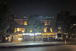 Hotel Vardhan Bar&Restro image