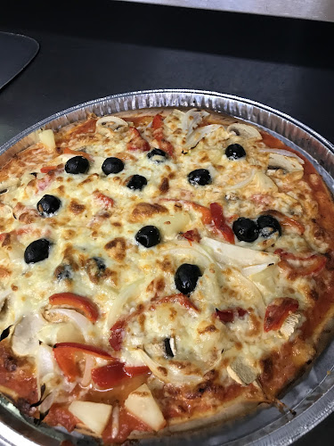 Tune Pizza & Kebabhouse - Pizza