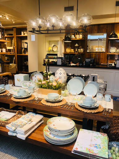 Furniture Store «Pottery Barn», reviews and photos, 4011 Westheimer Rd, Houston, TX 77027, USA