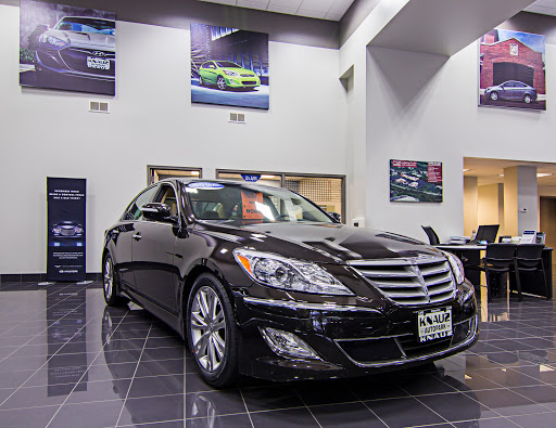 Hyundai Dealer «Knauz Hyundai», reviews and photos, 775 Rockland Rd, Lake Bluff, IL 60044, USA
