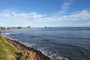 Strandon Waterfront Lookout