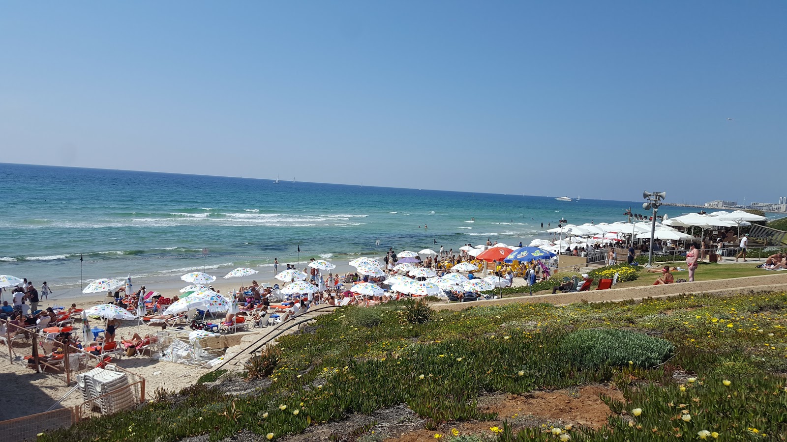 Hatzuk Beach photo #9