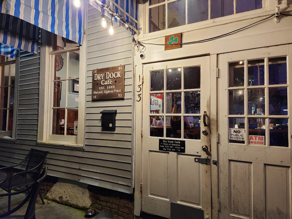 Dry Dock Café 70114