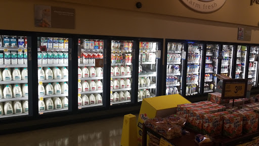 Grocery Store «Safeway», reviews and photos, 10223 Gravelly Lake Dr SW, Lakewood, WA 98499, USA